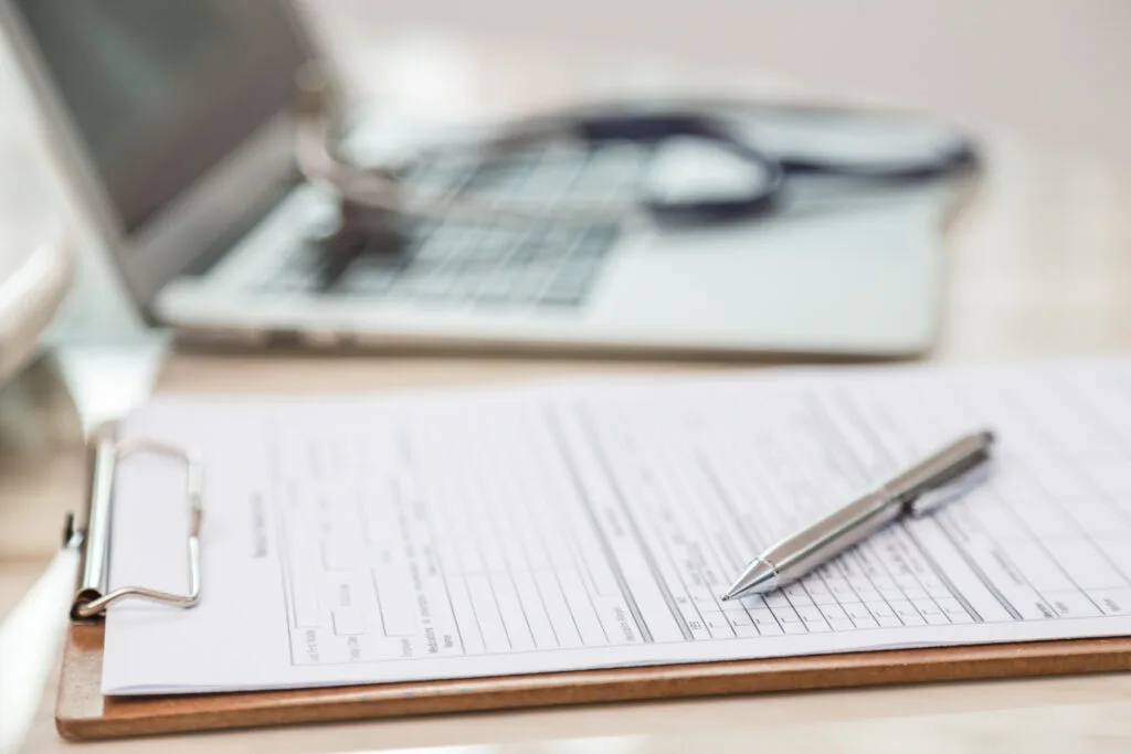 Medische acceptatie bij gezondheidsverzekeringen: hoe werkt dat?