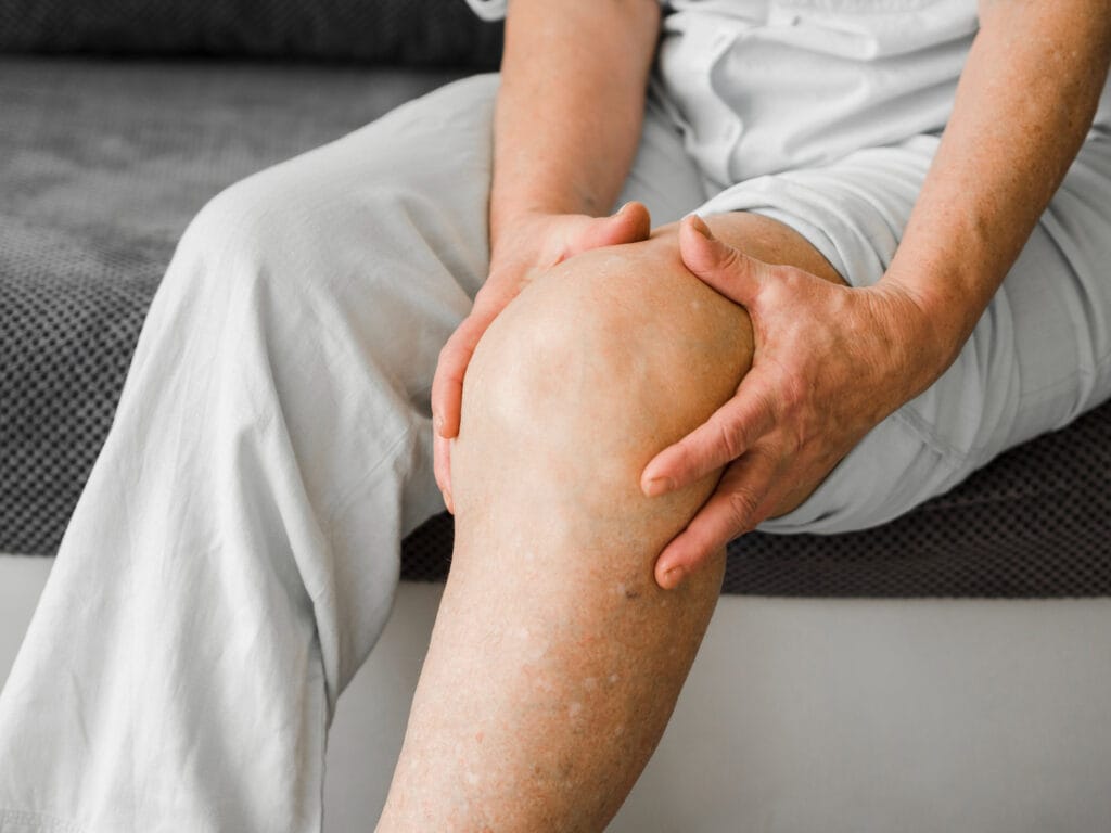 Vocht in je knie? Hier kan dat door komen